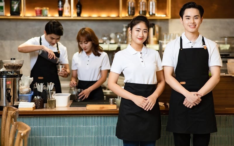 xu hướng thiết kế đồng phục nhà hàng khách sạn