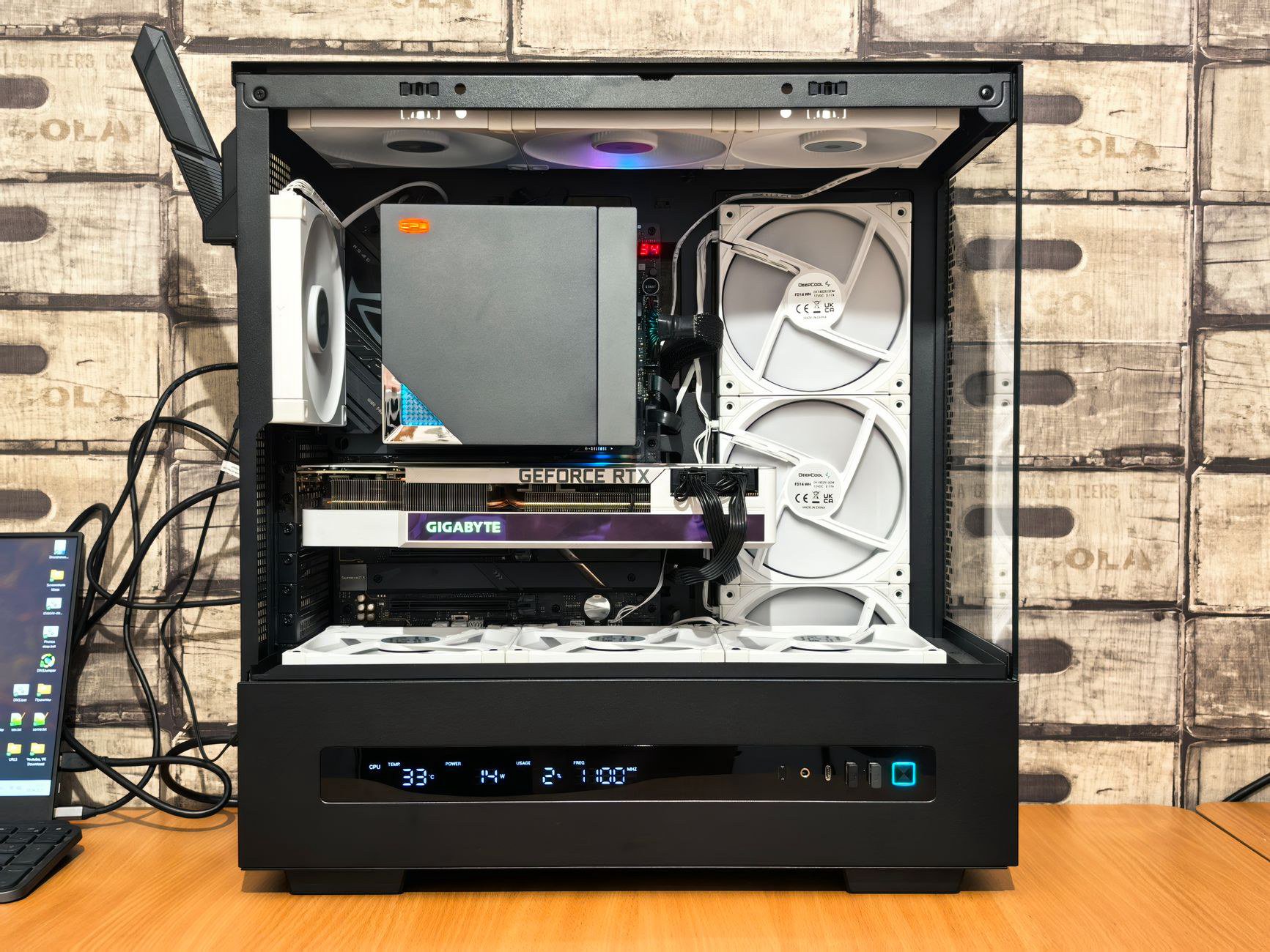 Trào Lưu Tự Build PC, Độ Case Tại Nhà Của Dân Công Nghệ Trào Lưu Tự Build PC, Độ Case Tại Nhà Của Dân Công Nghệ